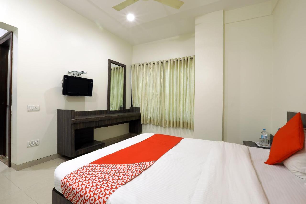 שירדי Oyo 4198 Hotel Shri Sai Murli מראה חיצוני תמונה